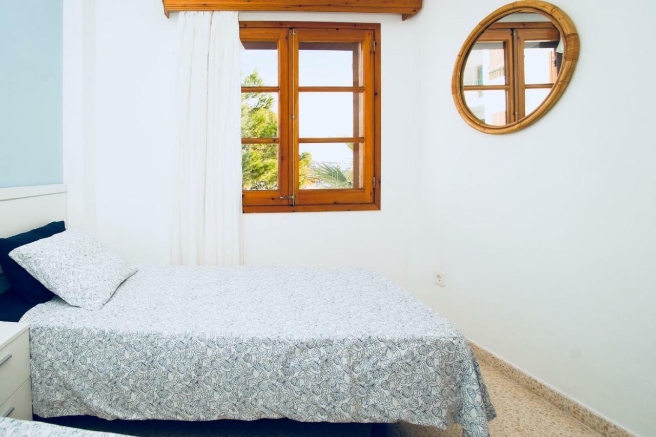 Beachfront Apartment Пуерто де ла Аркудия Екстериор снимка