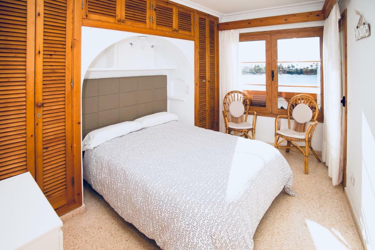 Beachfront Apartment Пуерто де ла Аркудия Екстериор снимка