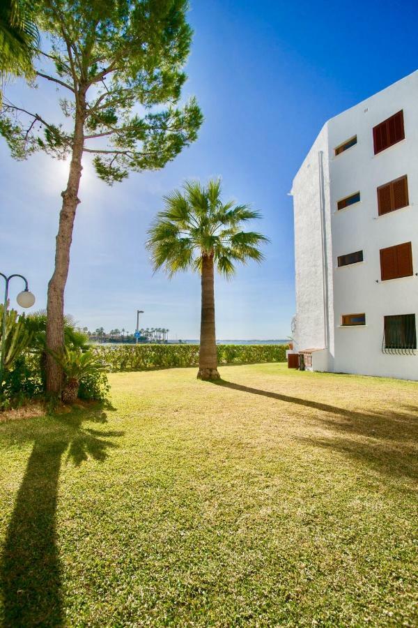 Beachfront Apartment Пуерто де ла Аркудия Екстериор снимка